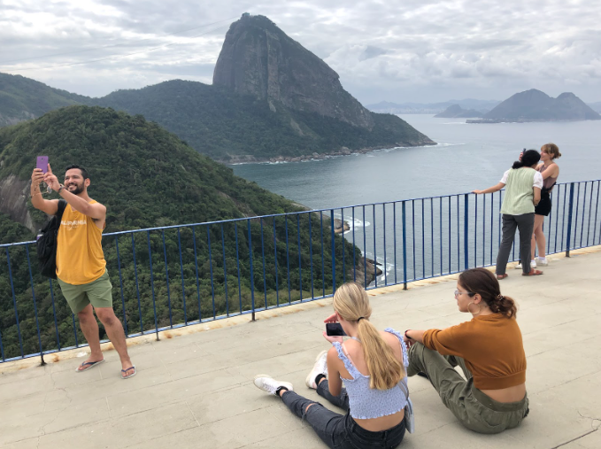 2 Alunos norte-americanos passam 6 semanas no Rio de Janeiro, aprendendo Português para Estrangeiros no Ibeu.